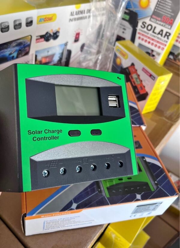 NEW SOLAR CHARGE CONTROLLER 50A,12V-24V 1 img 8334