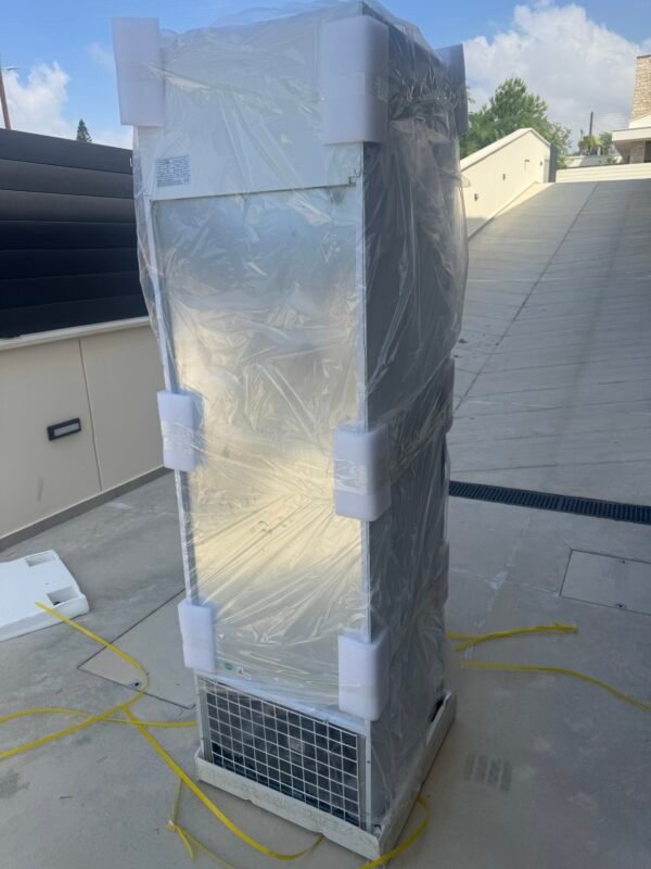 Single Door Beverage Showcase Refrigerator – 380L 3 img 1100