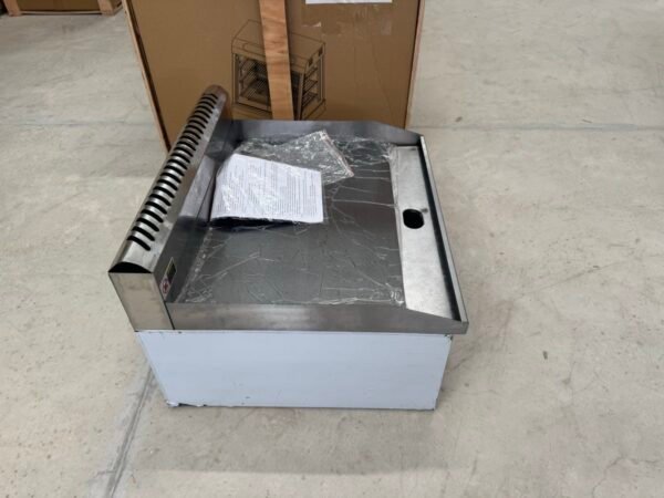 Countertop Gas Flat Plate Grill – LPG Powered BGH-718 2 img 1110