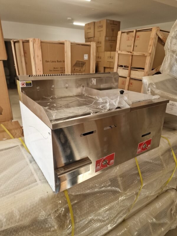 2-in-1 Gas Griddle with Deep Fryer – LPG Powered 2 img 1541