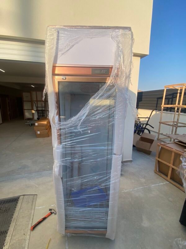 Glass Door Chiller Refrigerator, 500L Capacity 4 img 1089