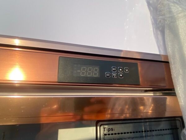 Glass Door Chiller Refrigerator, 500L Capacity 2 img 1092