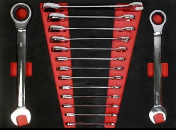 Professional 7-Drawer Tool Trolley with 252-Piece Hand Tool Set 3 img 1248