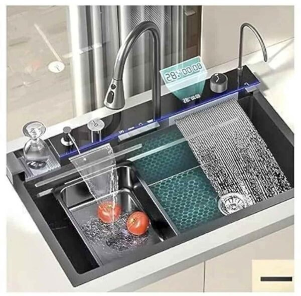 Piano Waterfall Sink 2 img 1286