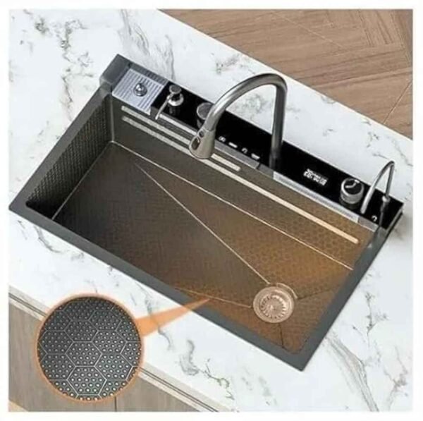 Piano Waterfall Sink 3 img 1290