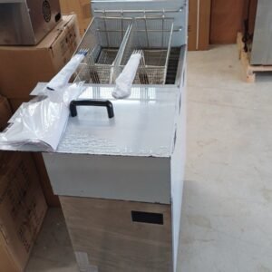 Heavy-Duty Commercial 32L Gas Fryer with Integrated Cabinet - Image 2